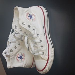 Converse Chuck Taylor All Star. Kids Shoes Size 2